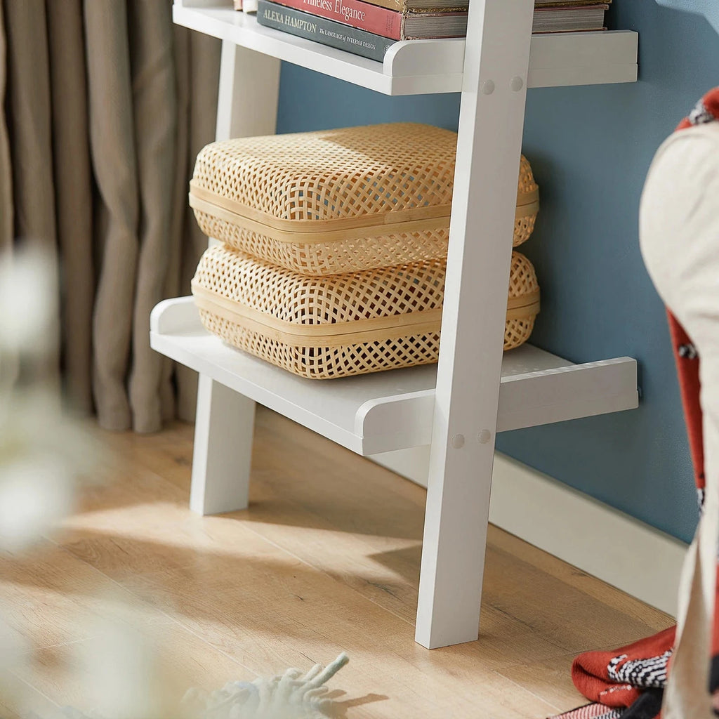 Étagère murale sous forme d'échelle