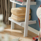 Étagère murale sous forme d'échelle