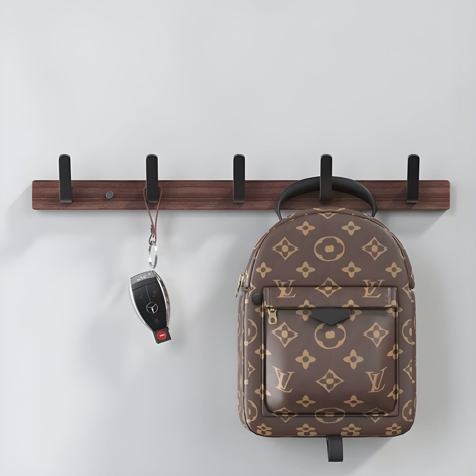 Porte manteau mural en bois de noyer